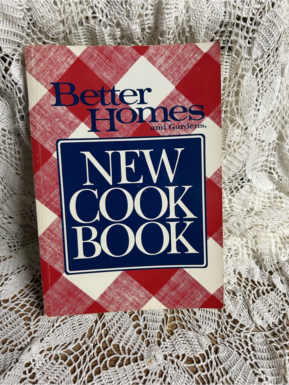 Better Homes And Gardens Red and Blue New Cook Book